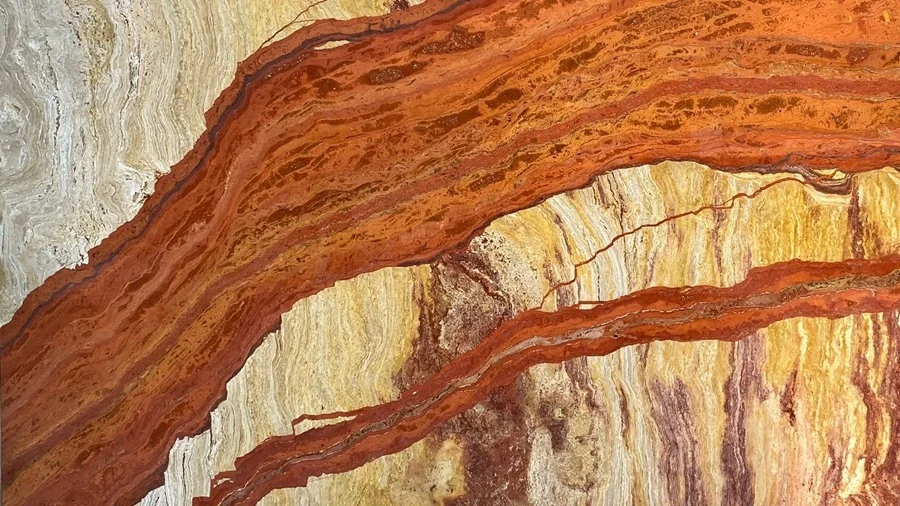 Tronco Ferrato travertine slabs, tiles and blocks